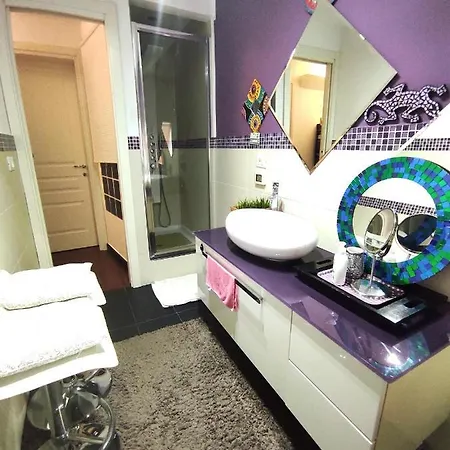 Happy House In N.010025-lt-2727 Génova