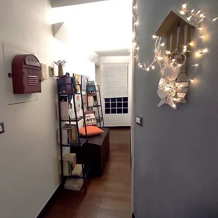 Happy House In N.010025-lt-2727