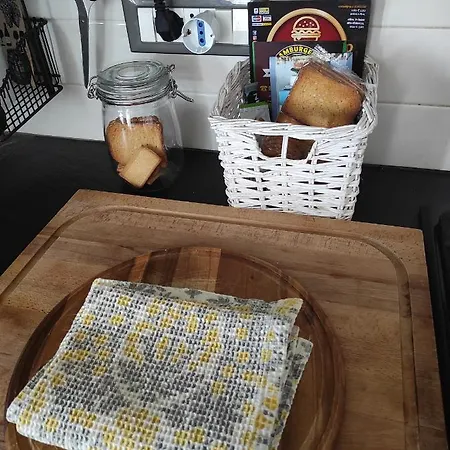 Happy House In N.010025-lt-2727 Génova