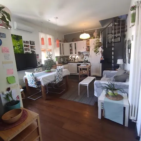 Happy House In N.010025-lt-2727 Appartement Genua